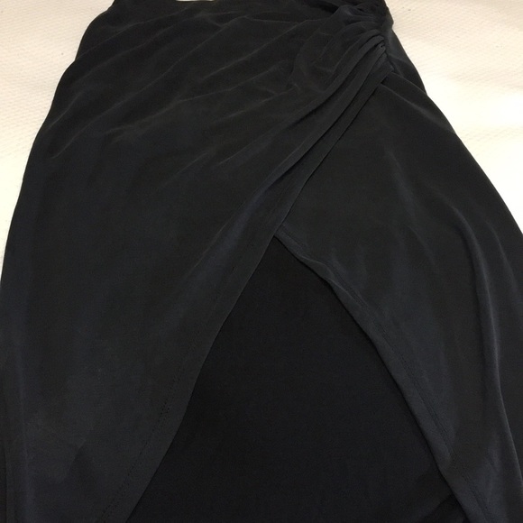 Grey skirt with front split - Picture 4 of 13